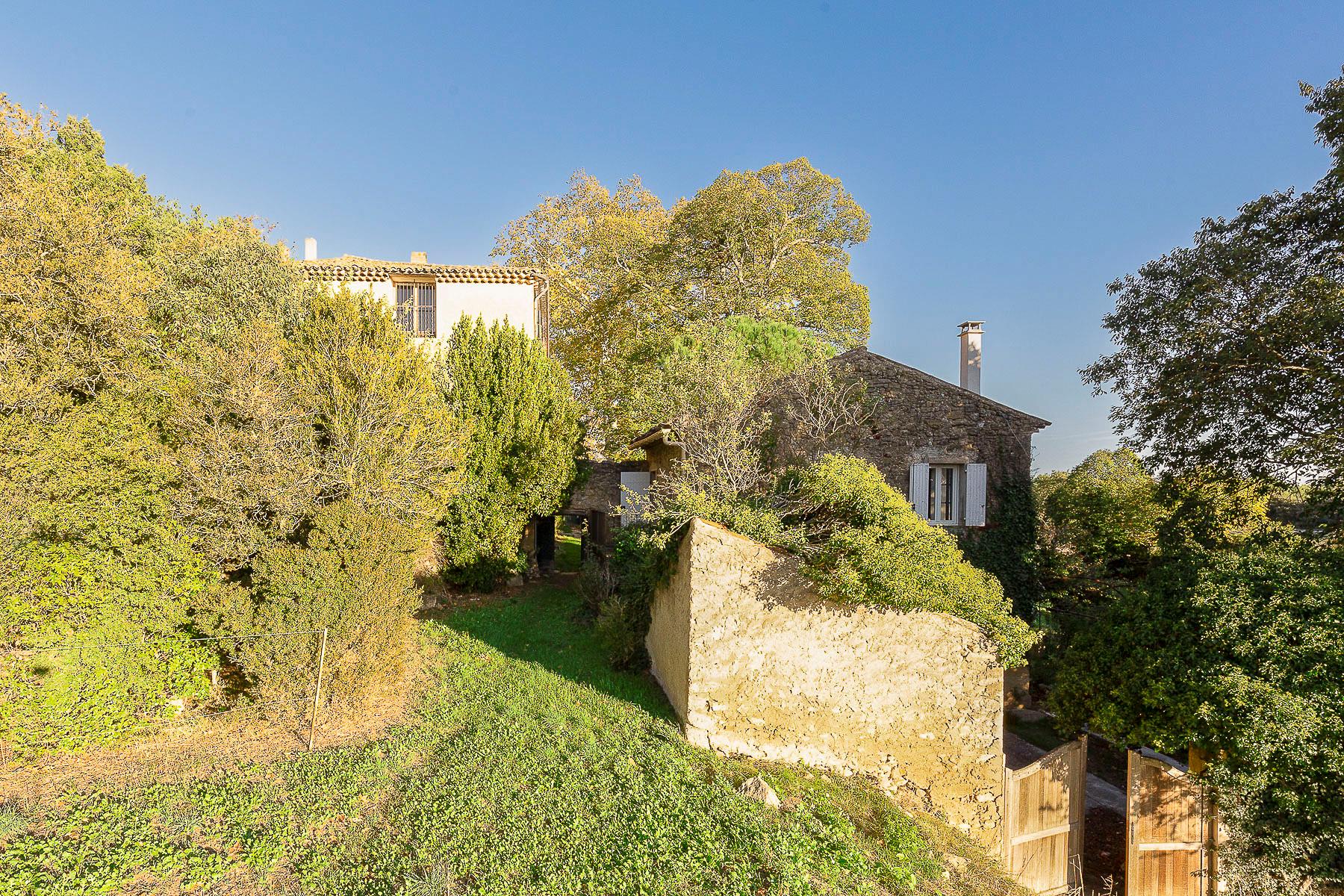 Vaugines, Vaucluse, Provence-Alpes-Côte d'Azur