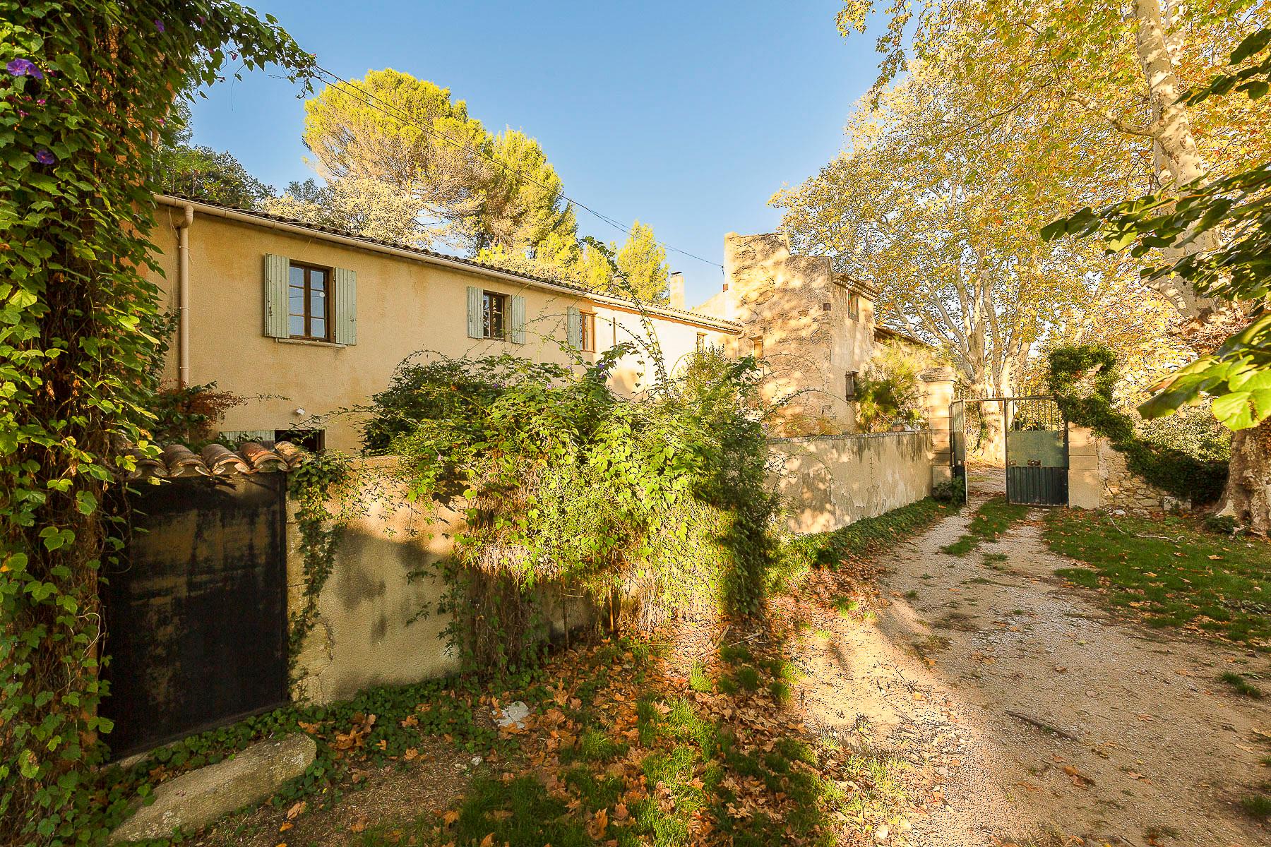 Vaugines, Vaucluse, Provence-Alpes-Côte d'Azur