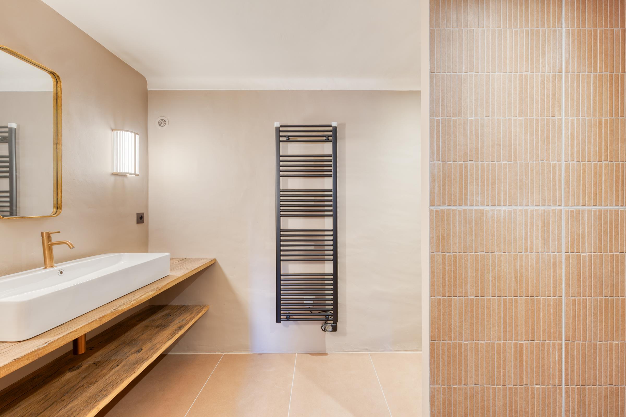 Saint-Saturnin-les-Apt, Vaucluse, Provence-Alpes-Côte d`Azur