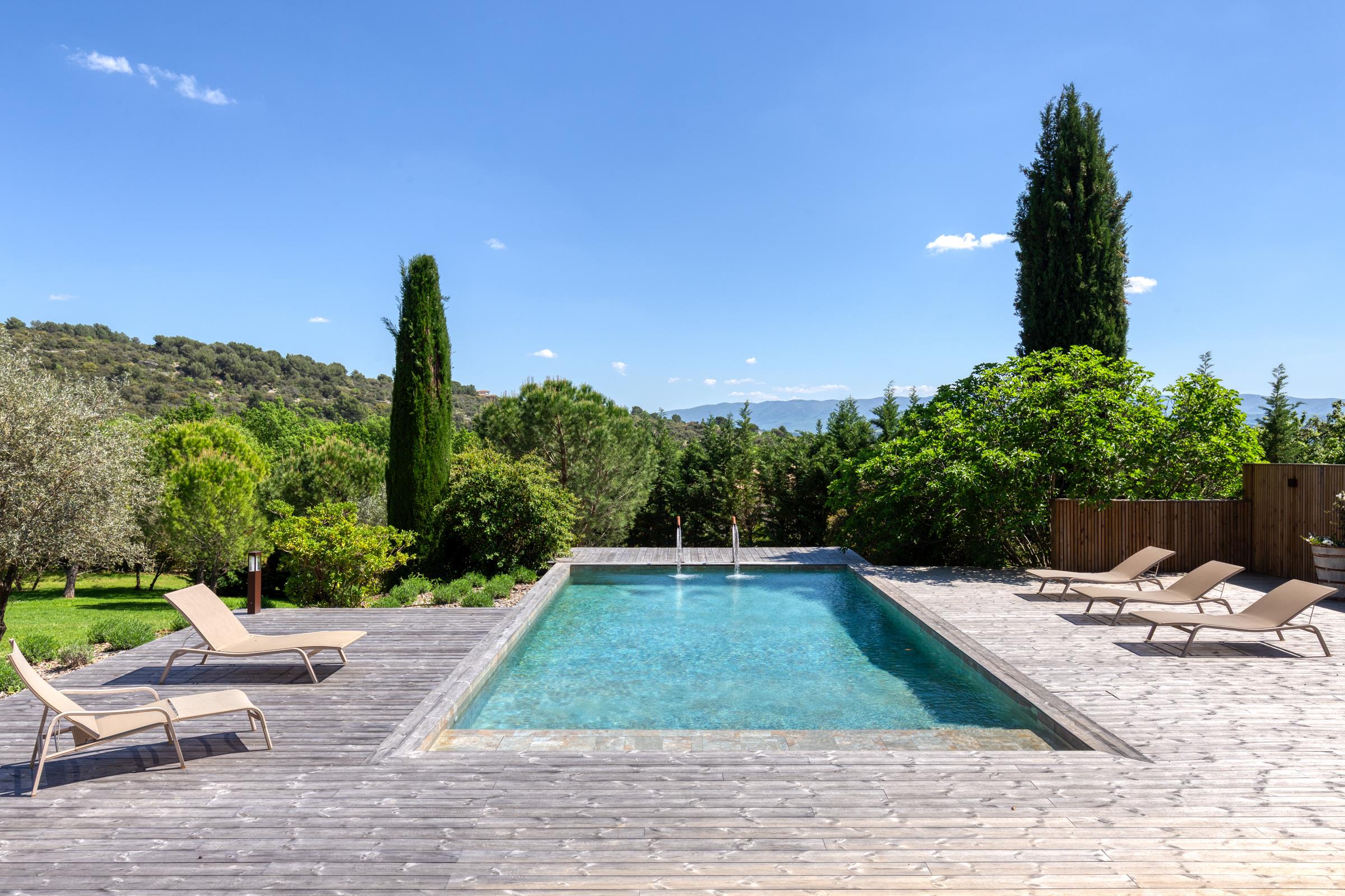 Saint-Saturnin-les-Apt, Vaucluse, Provence-Alpes-Côte d`Azur