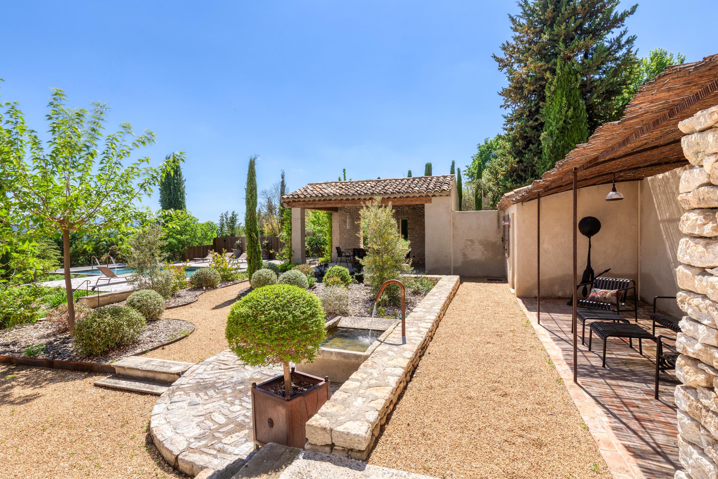 Saint-Saturnin-les-Apt, Vaucluse, Provence-Alpes-Côte d`Azur