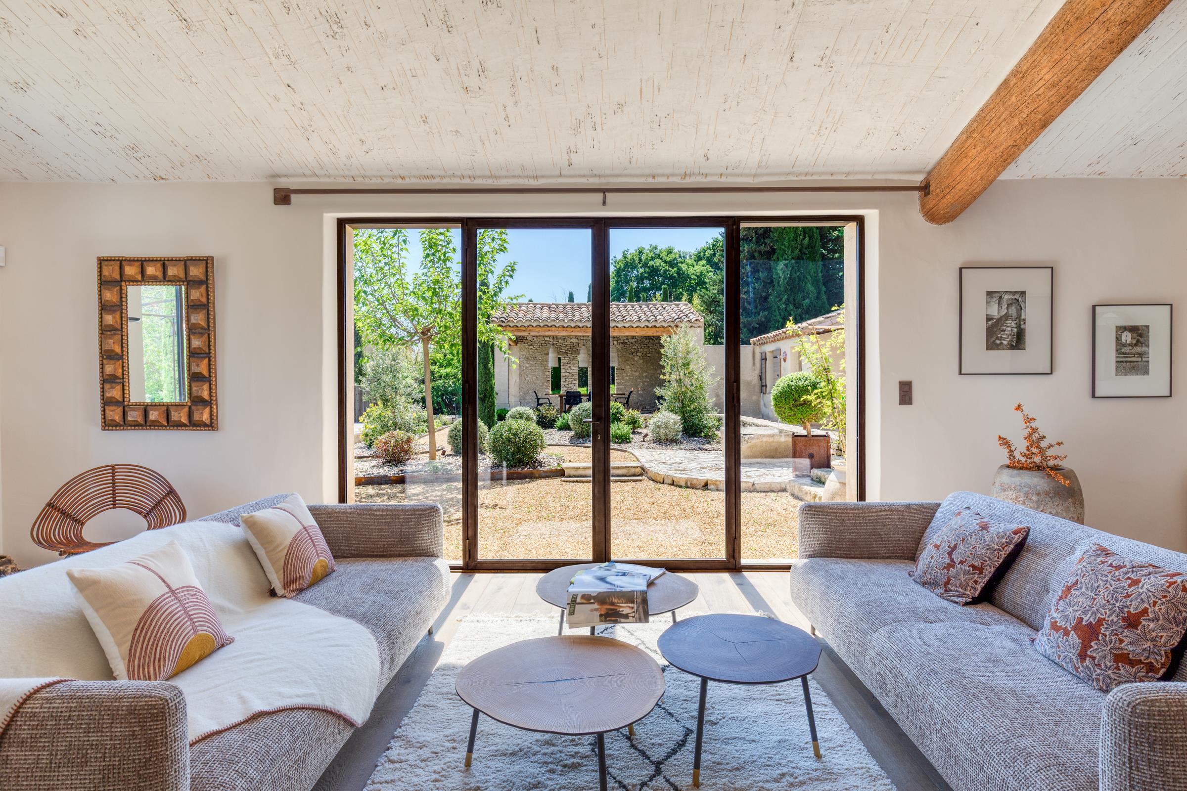 Saint-Saturnin-les-Apt, Vaucluse, Provence-Alpes-Côte d`Azur
