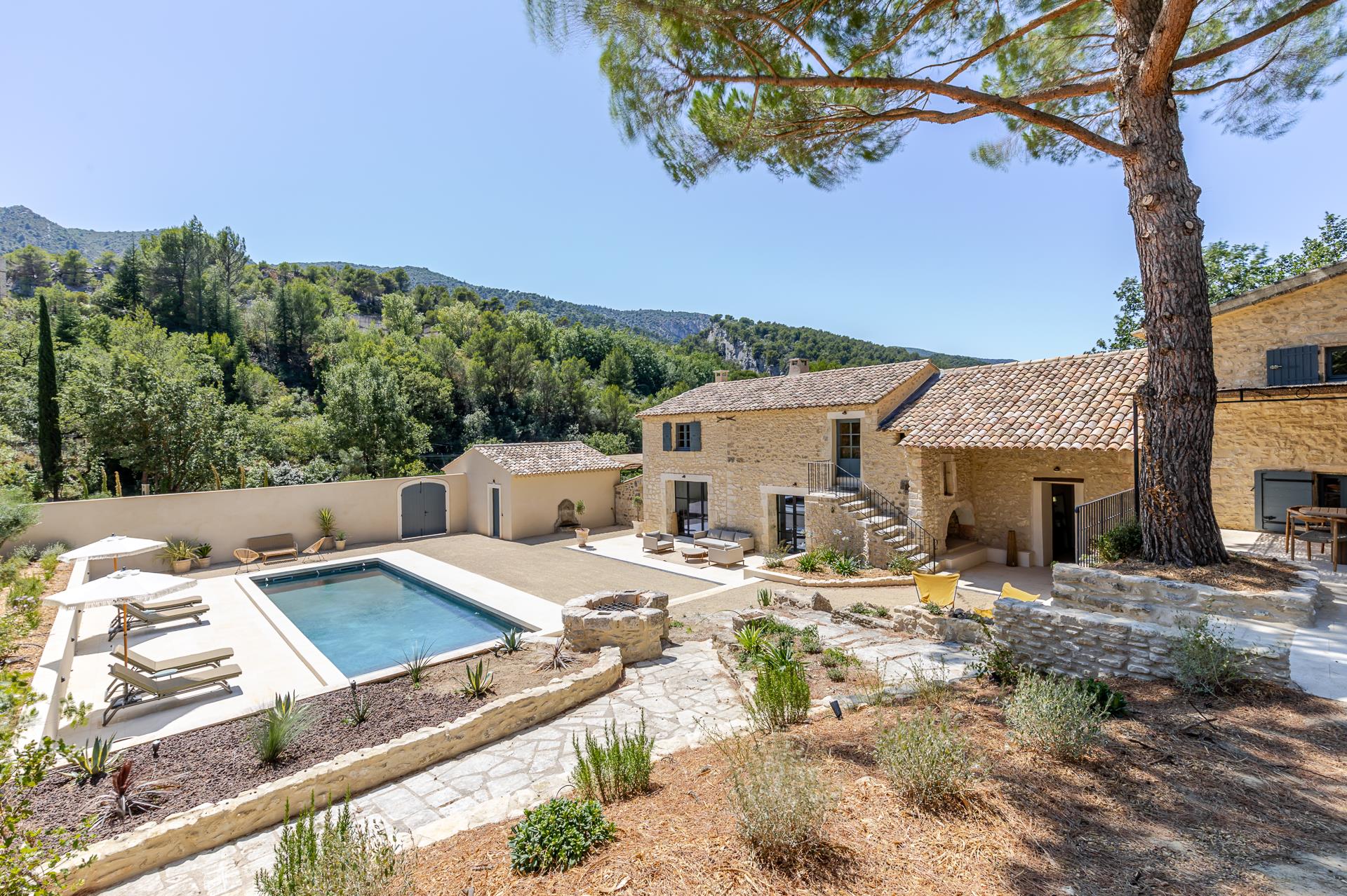 Oppède, Vaucluse, Provence-Alpes-Côte d'Azur
