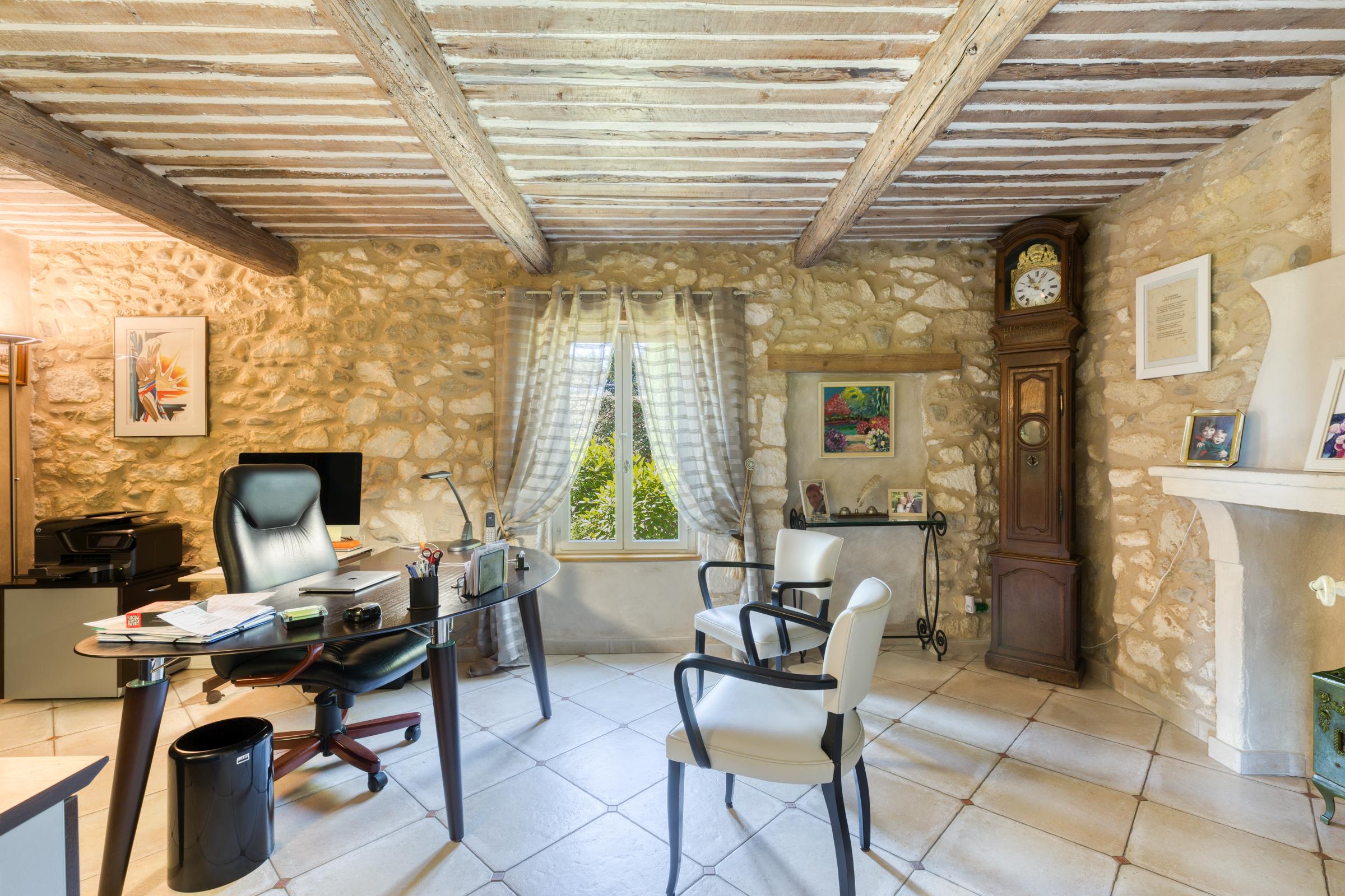 Cheval Blanc, Vaucluse, Provence-Alpes-Côte D'Azur