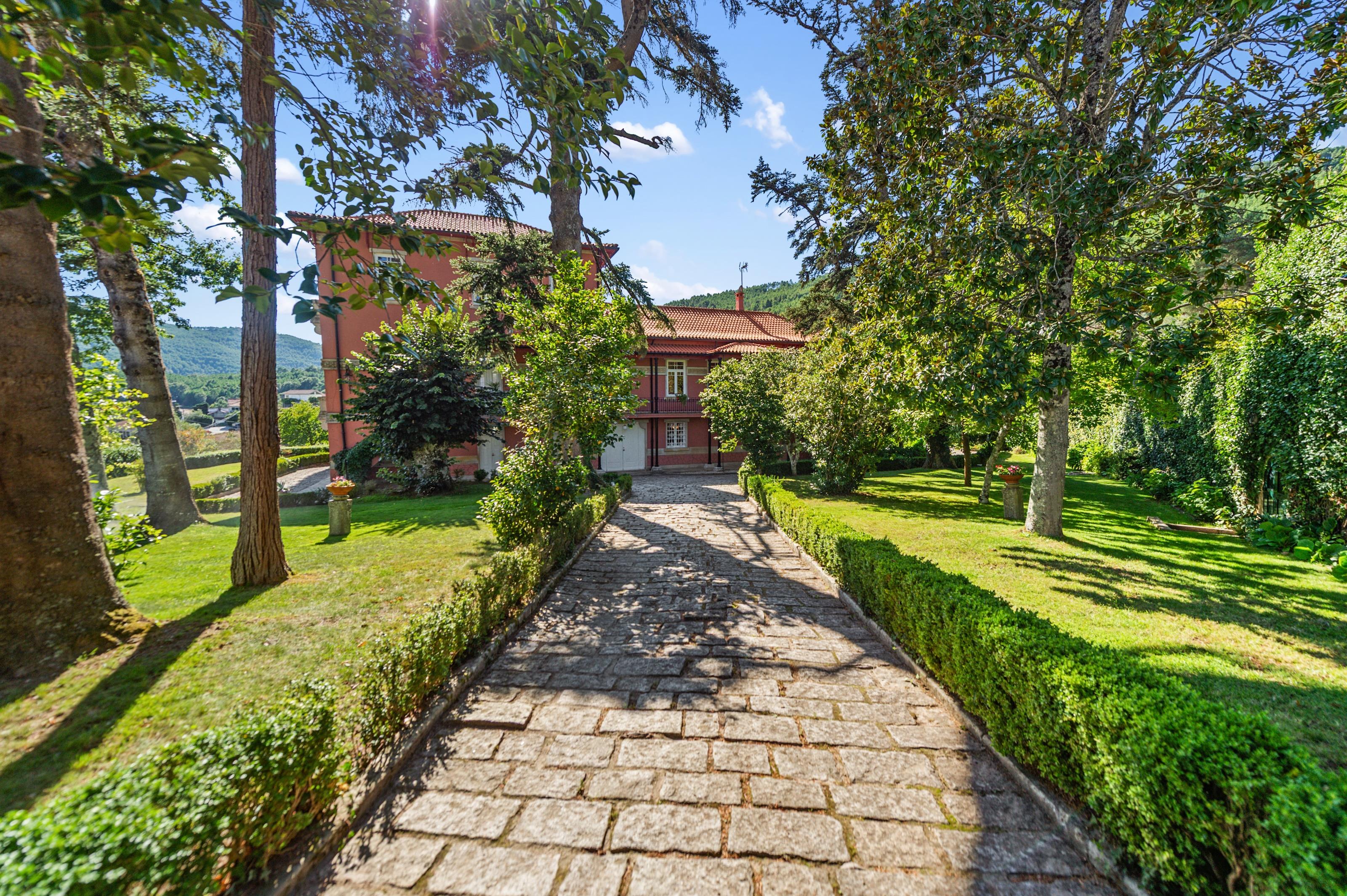 Vila Pouca de Aguiar, Vila Real