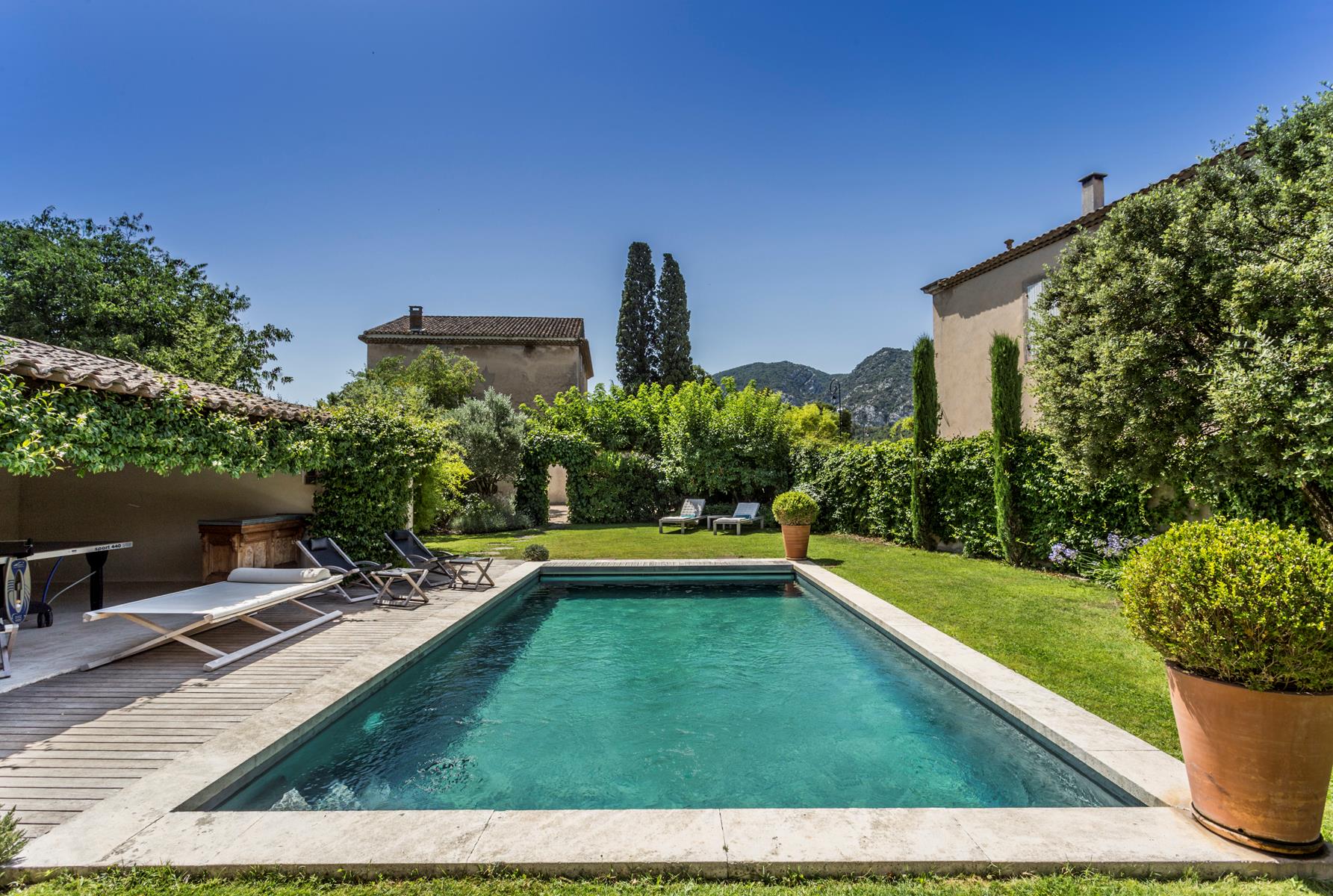 Maubec, Vaucluse, Provence-Alpes-Côte d'Azur