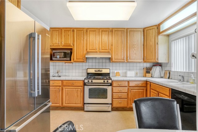 3480 Stoner AVE