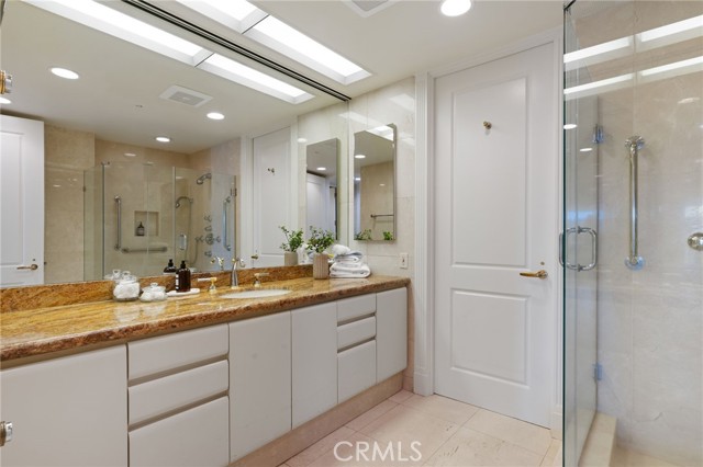   10490 Wilshire BLVD Unit: 2704