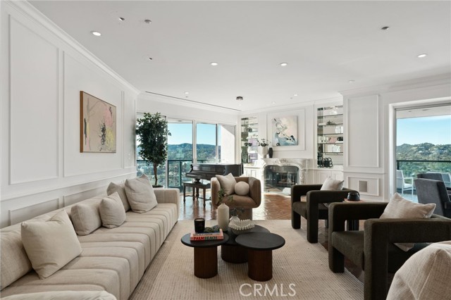   10490 Wilshire BLVD Unit: 2704