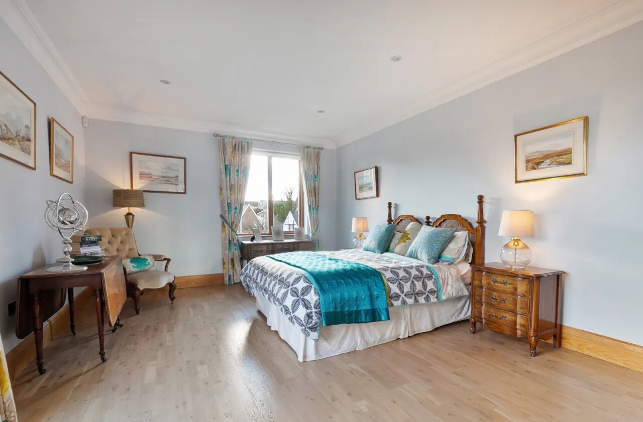 22 Deramore Park South, Belfast, County Antrim, BT9 5JY
