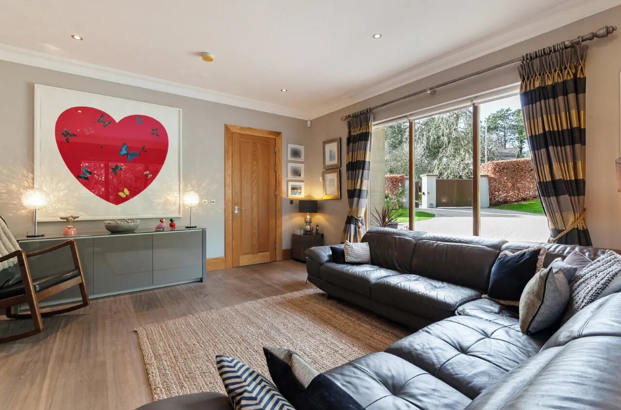22 Deramore Park South, Belfast, County Antrim, BT9 5JY