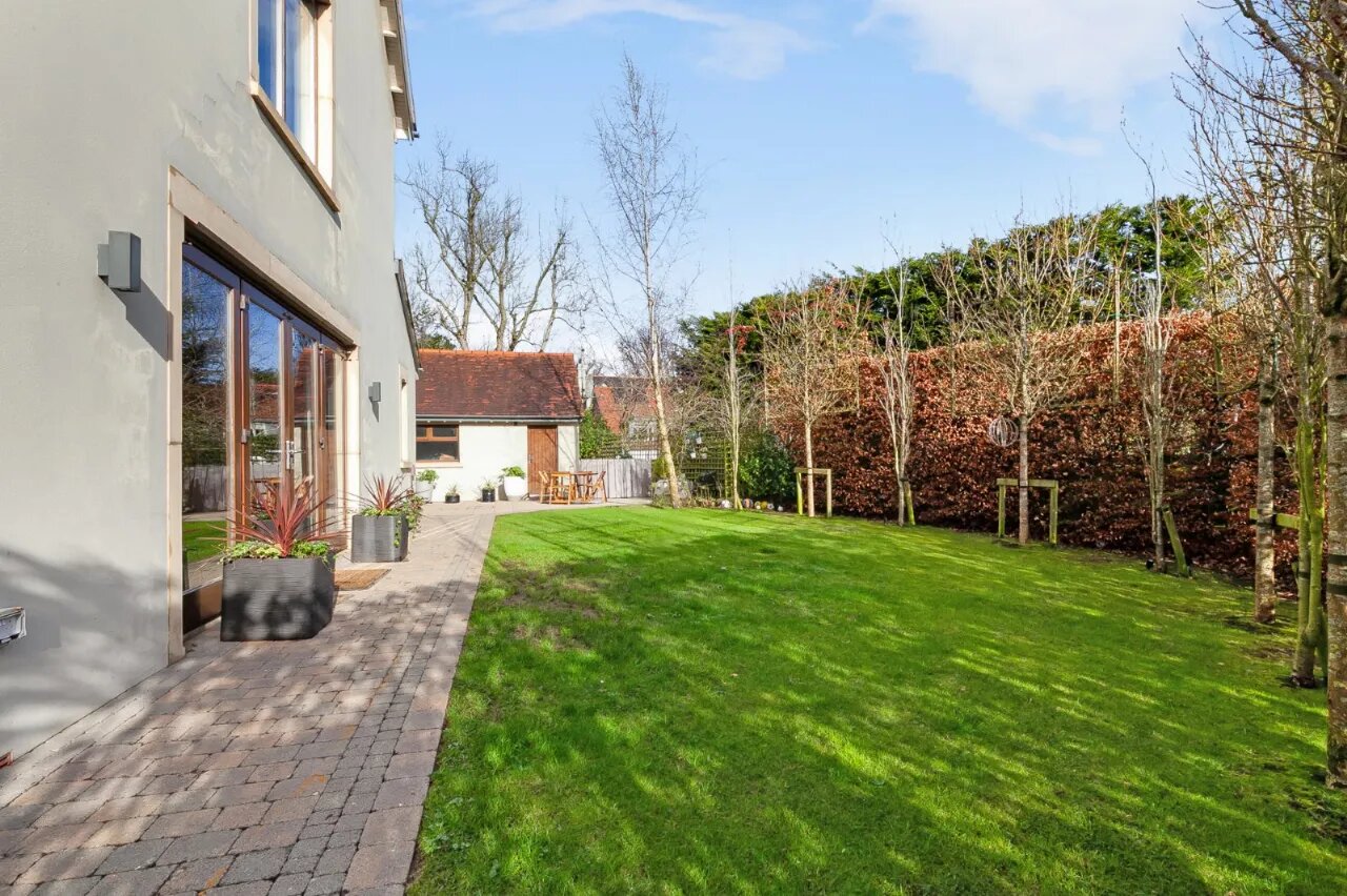 22 Deramore Park South, Belfast, County Antrim, BT9 5JY