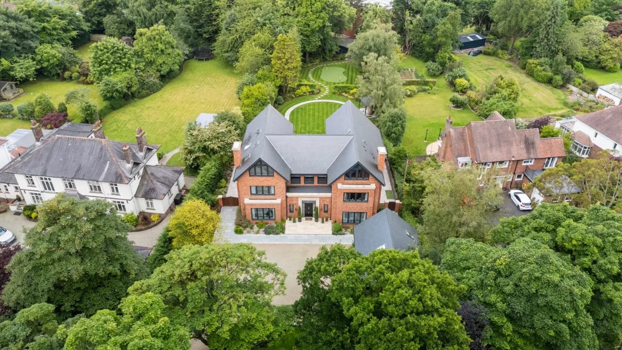 88 Circular Road, Belfast, County Antrim, BT4 2GE