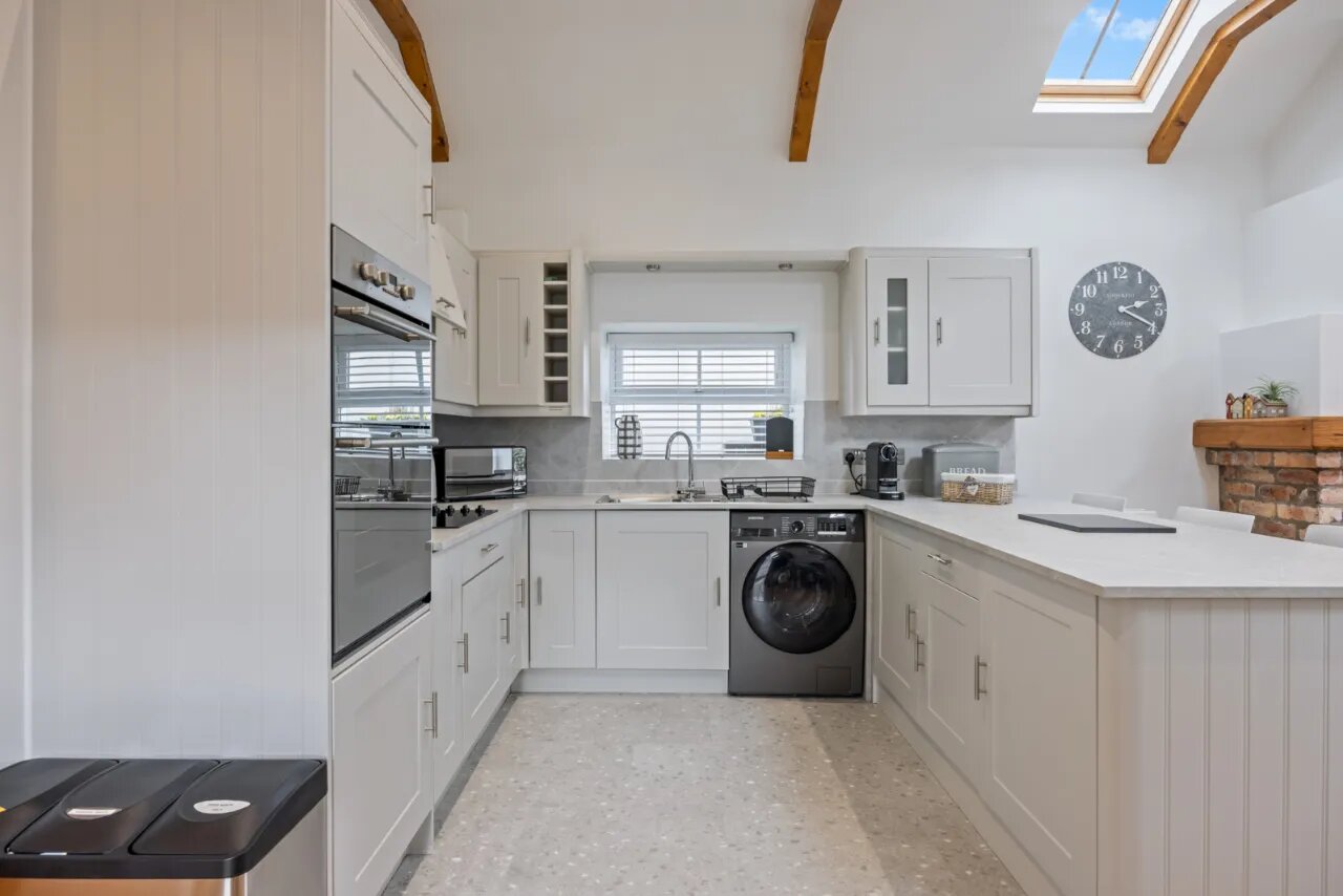 Ashbrook, 45 New Line, Dundonald, Belfast, County Down, BT16 1UU