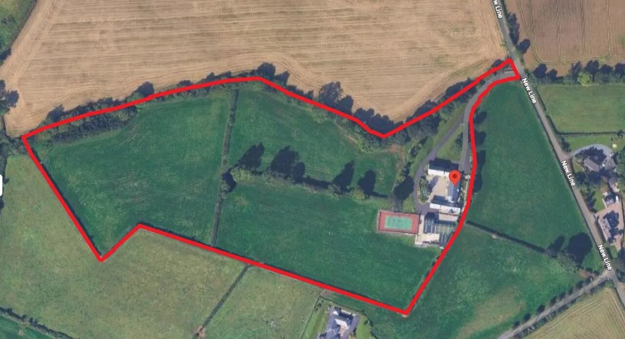 Ashbrook, 45 New Line, Dundonald, Belfast, County Down, BT16 1UU