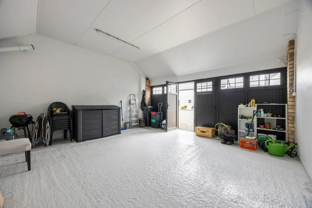 Ashbrook, 45 New Line, Dundonald, Belfast, County Down, BT16 1UU