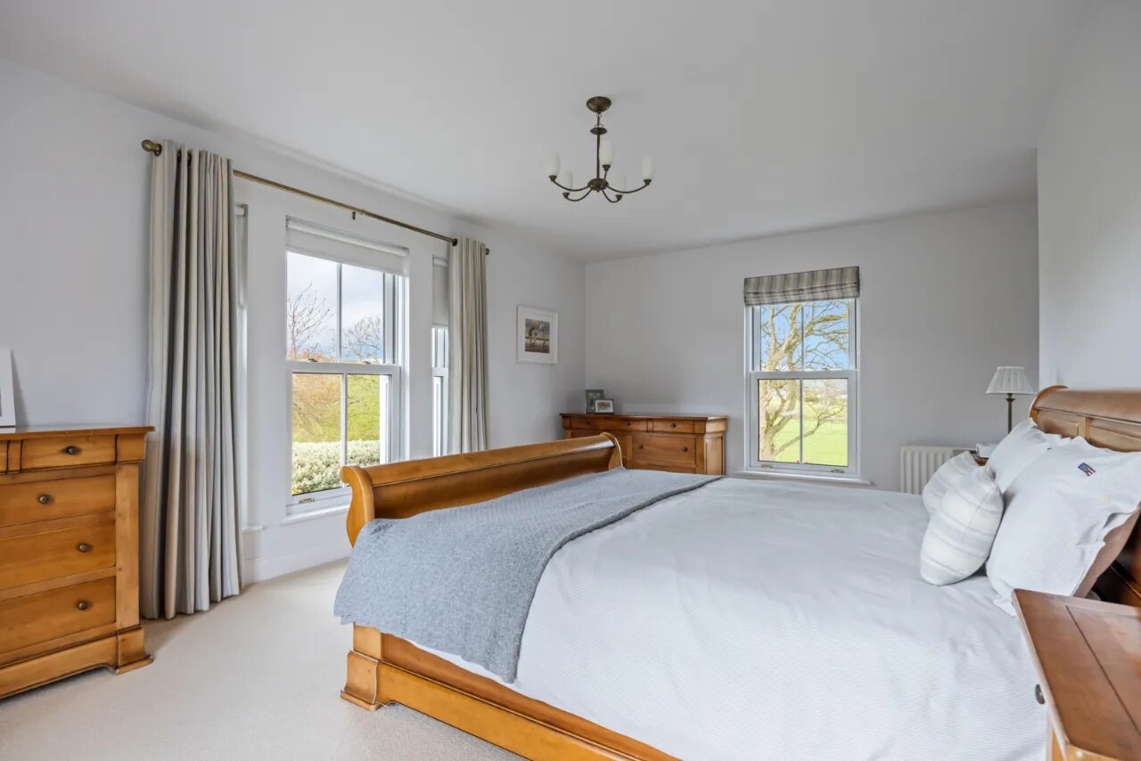 Ashbrook, 45 New Line, Dundonald, Belfast, County Down, BT16 1UU