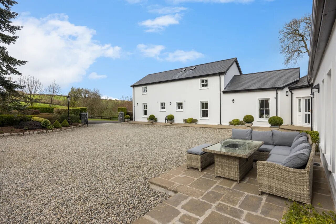 Ashbrook, 45 New Line, Dundonald, Belfast, County Down, BT16 1UU