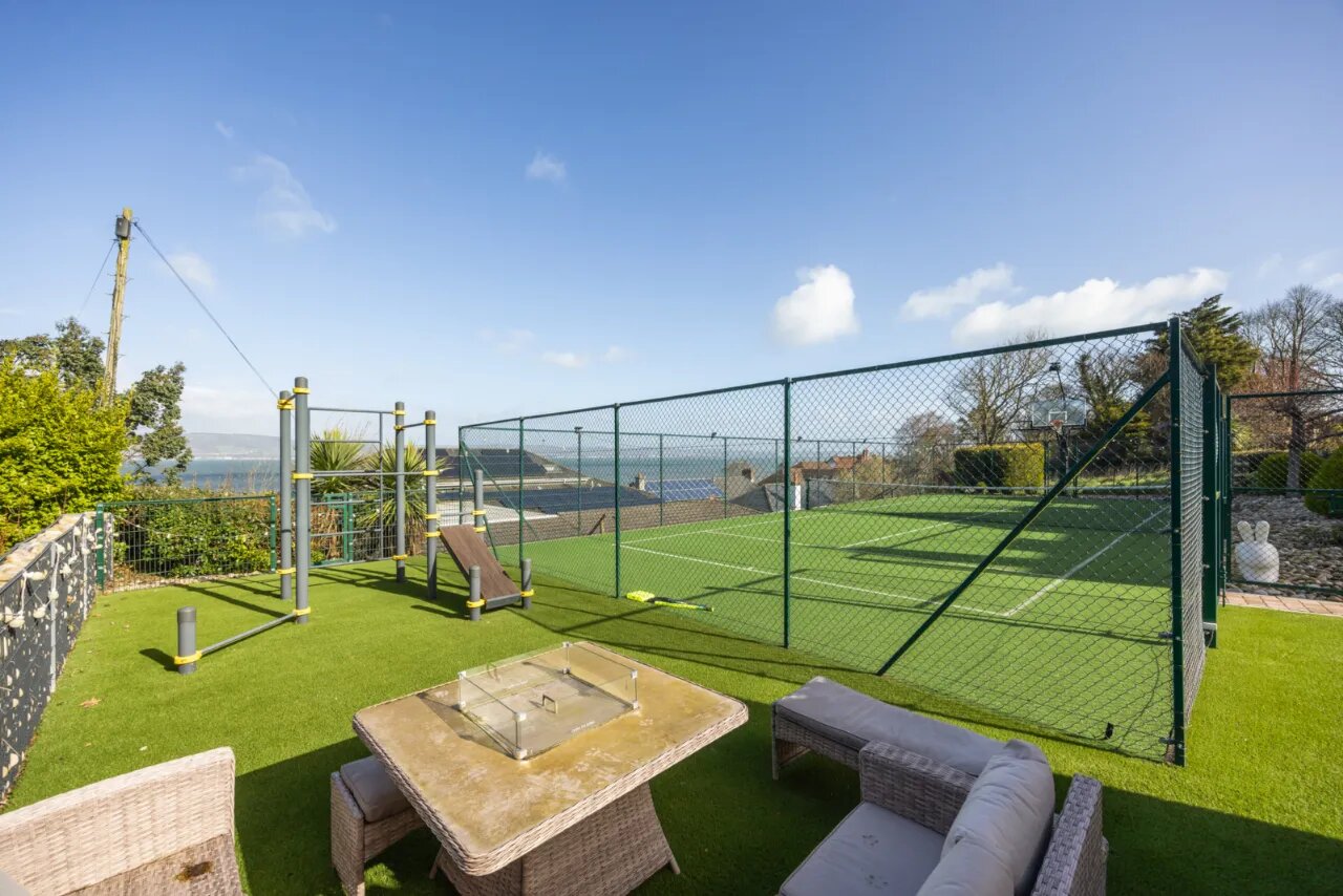 Ivy Lodge, 22 Circular Road West, Cultra, Holywood, County Down, BT18 0AX