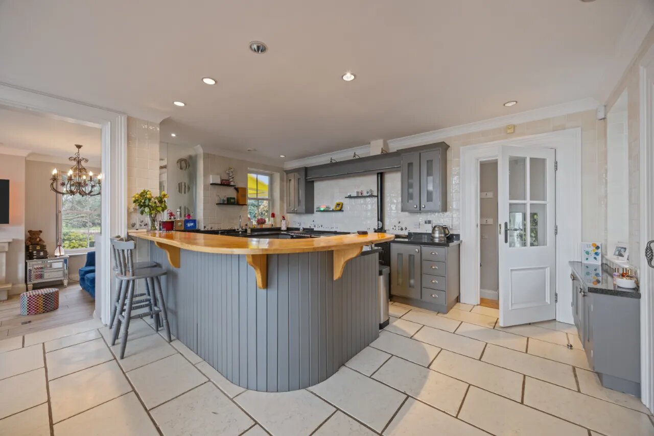 Ivy Lodge, 22 Circular Road West, Cultra, Holywood, County Down, BT18 0AX
