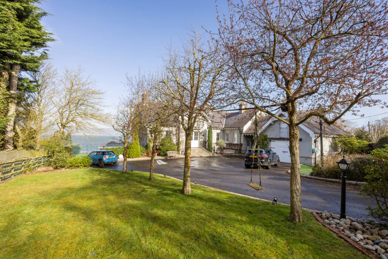 Ivy Lodge, 22 Circular Road West, Cultra, Holywood, County Down, BT18 0AX