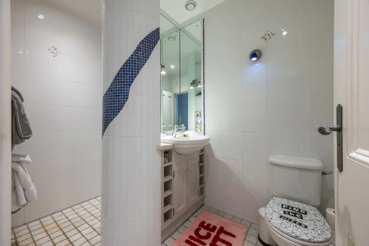 Ivy Lodge, 22 Circular Road West, Cultra, Holywood, County Down, BT18 0AX