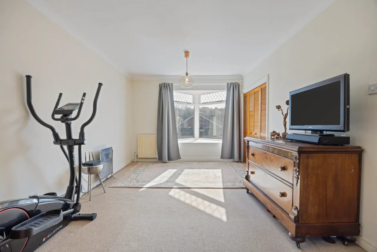 17 Old Cultra Road, Cultra, Holywood, County Down, BT18 0AE