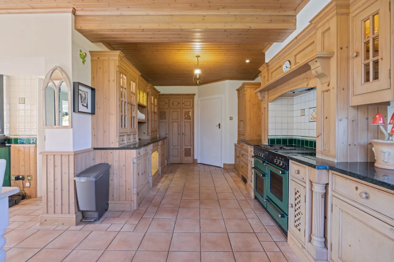 17 Old Cultra Road, Cultra, Holywood, County Down, BT18 0AE