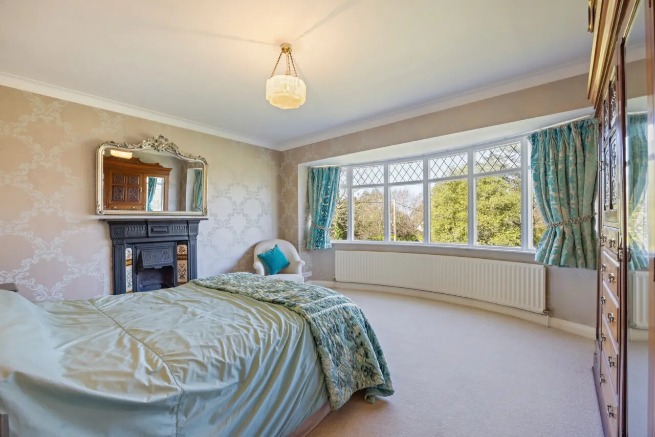 17 Old Cultra Road, Cultra, Holywood, County Down, BT18 0AE