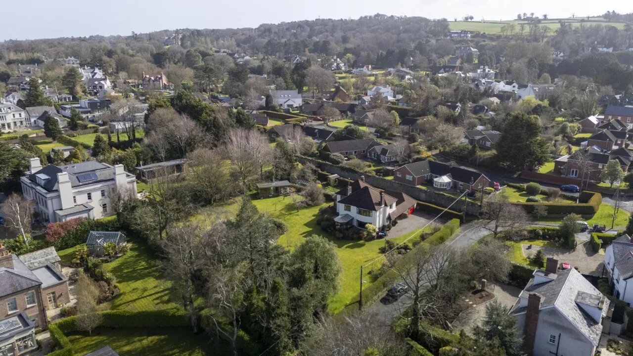 17 Old Cultra Road, Cultra, Holywood, County Down, BT18 0AE