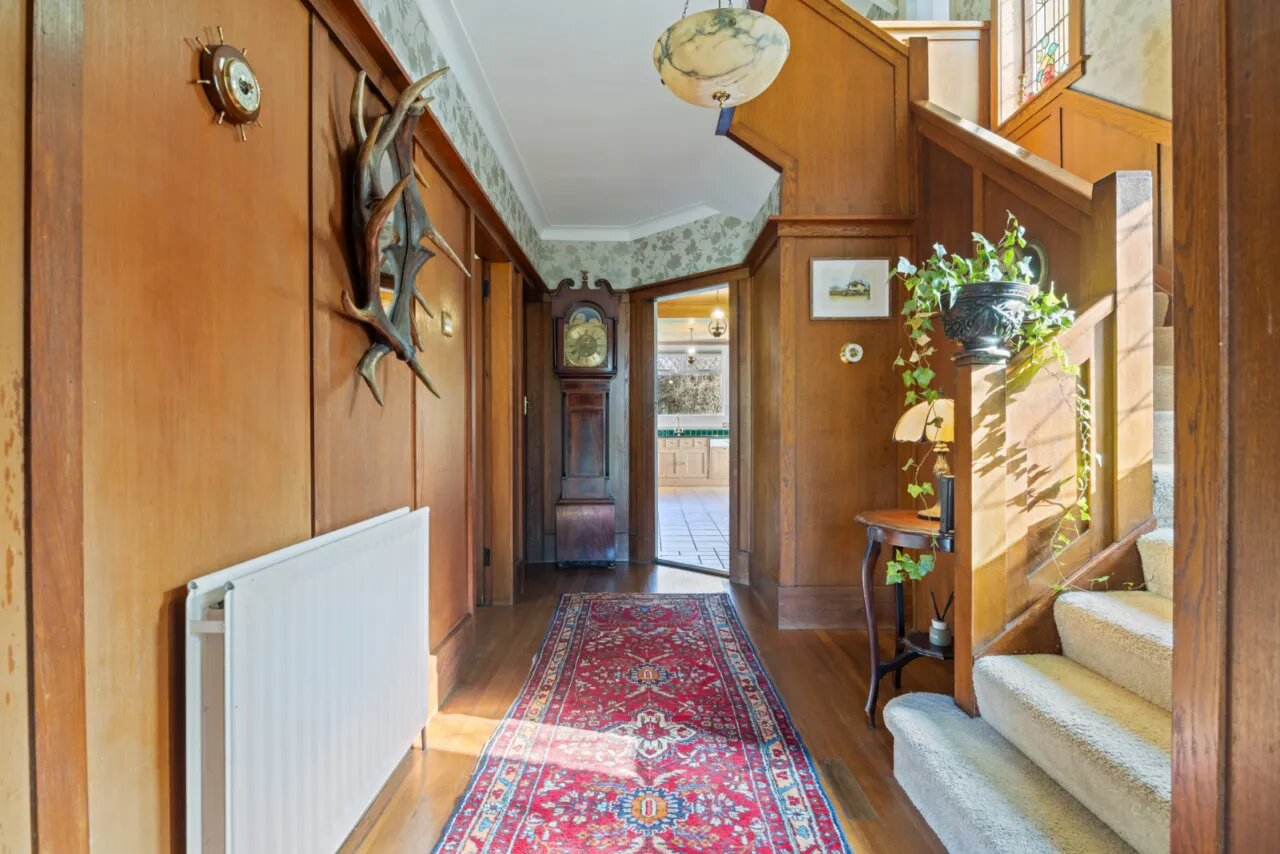 17 Old Cultra Road, Cultra, Holywood, County Down, BT18 0AE