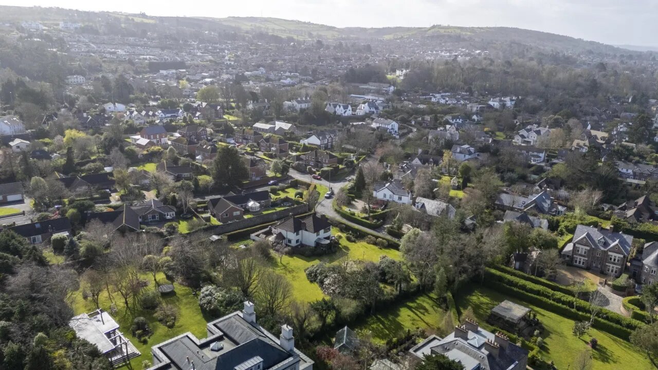 17 Old Cultra Road, Cultra, Holywood, County Down, BT18 0AE