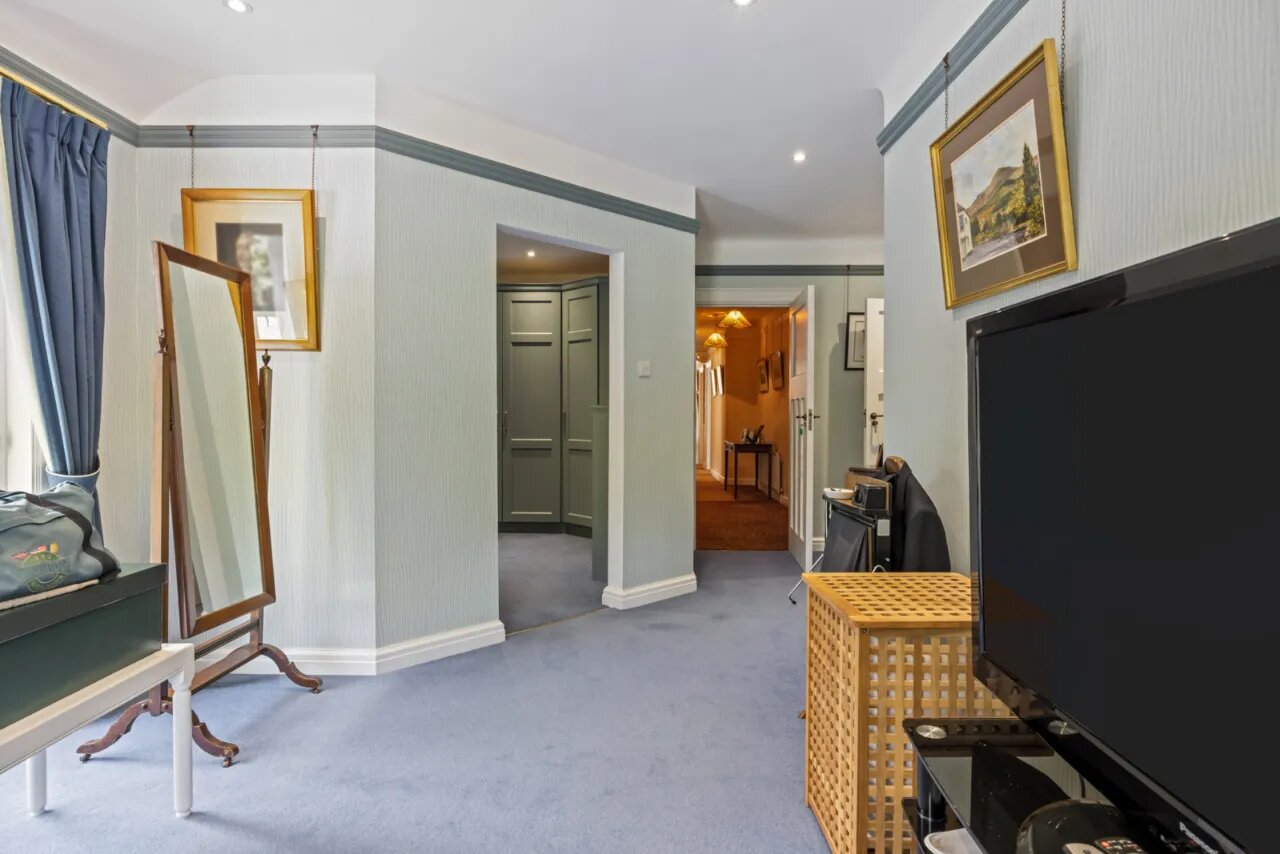 'Killymard', 17 Circular Road East, Cultra, Holywood, County Down, BT18 0HA