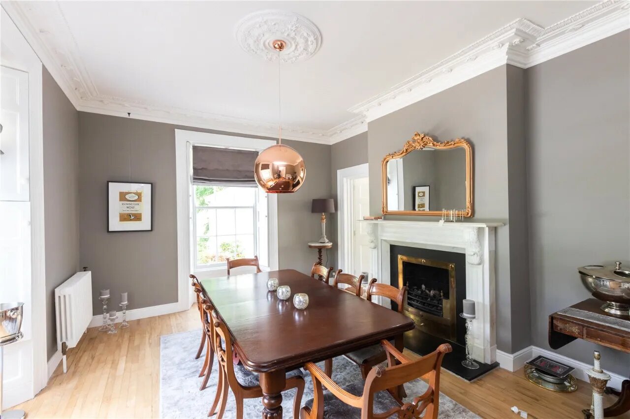 Ballyaughlis Lodge, 238 Ballylesson Road, Drumbo, BT27 5TS