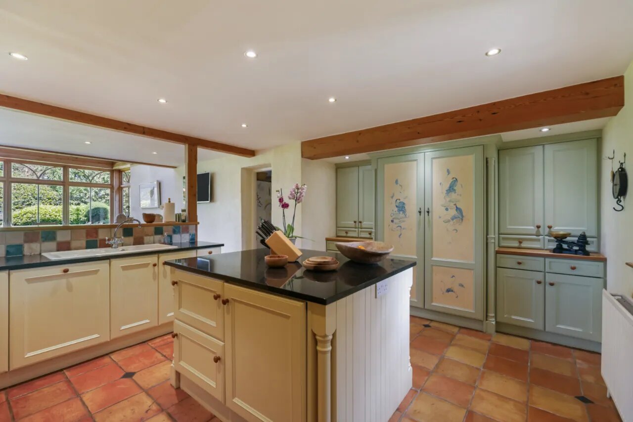 Slinden House, 21 Station Road, Holywood, County Down, BT18 0BP