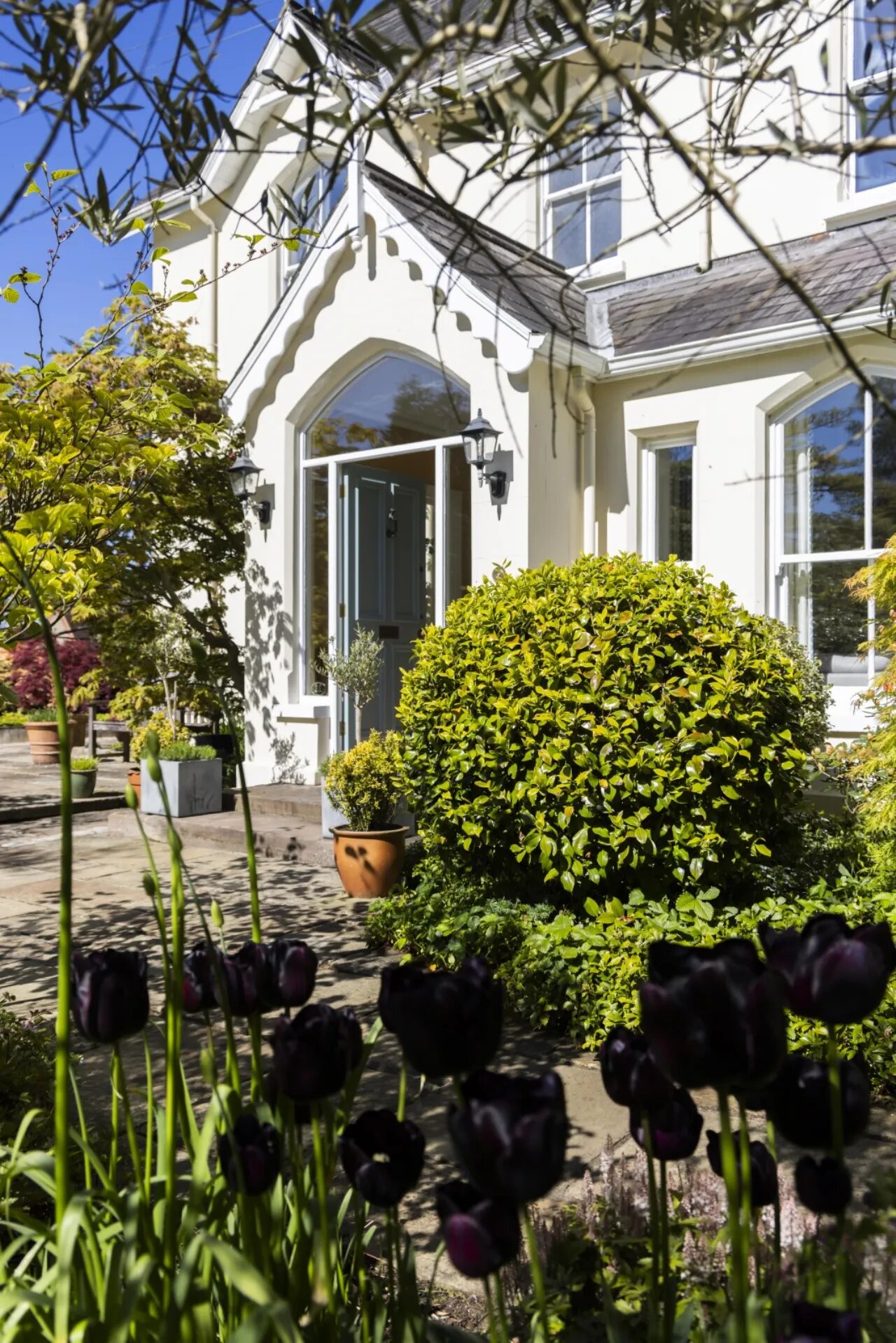 Slinden House, 21 Station Road, Holywood, County Down, BT18 0BP