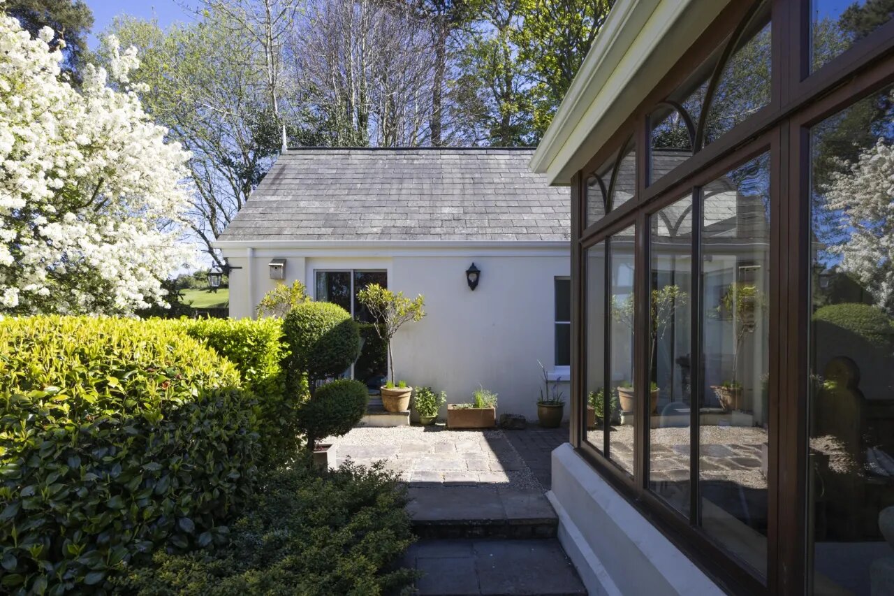 Slinden House, 21 Station Road, Holywood, County Down, BT18 0BP