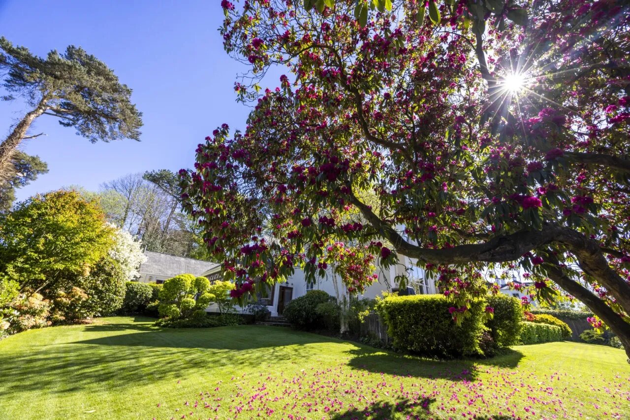 Slinden House, 21 Station Road, Holywood, County Down, BT18 0BP