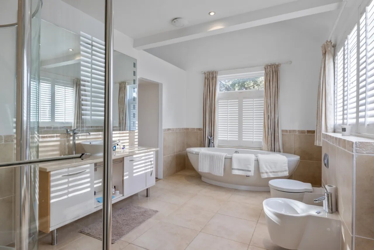 8 Clanbrassil Road, Holywood, County Down, BT18 0AR