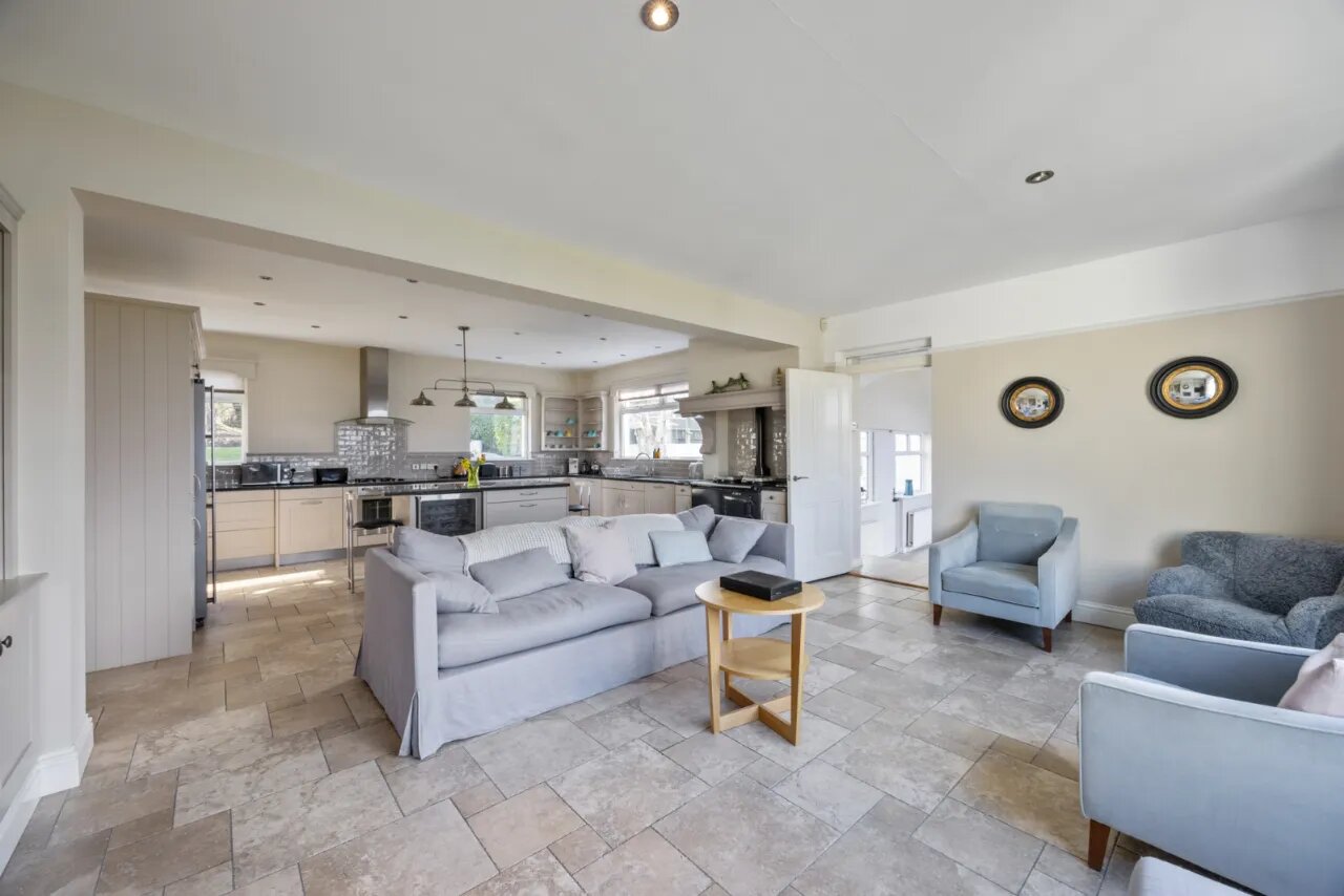 8 Clanbrassil Road, Holywood, County Down, BT18 0AR