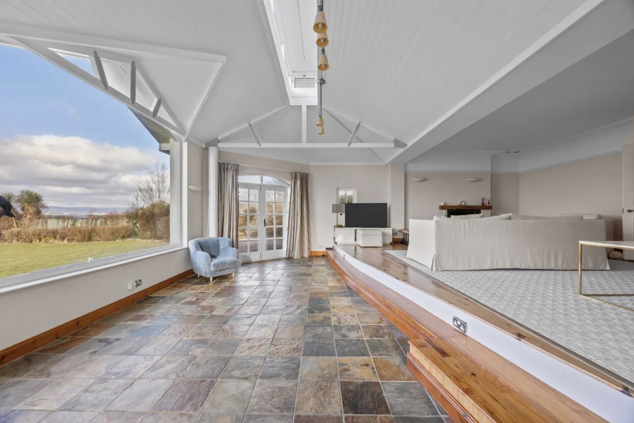 8 Clanbrassil Road, Holywood, County Down, BT18 0AR