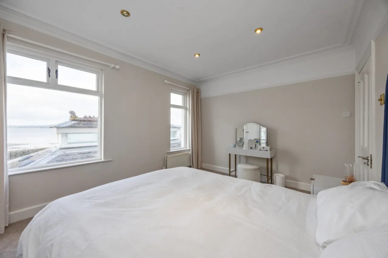 8 Clanbrassil Road, Holywood, County Down, BT18 0AR