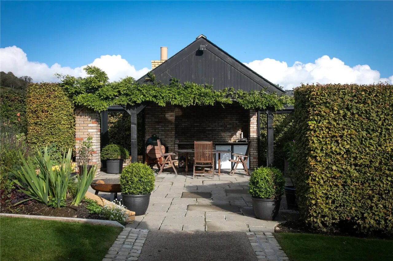 Killynether House, 241 Killynether Road, Newtownards, BT23 4SL