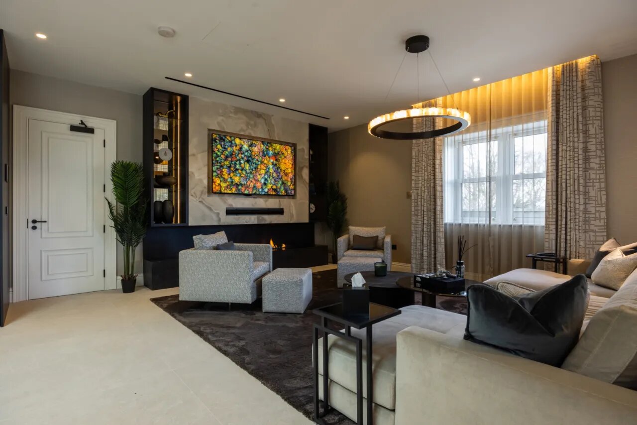 Penthouse Apt 18 The Mansion House, Ardavon Estate, Glen Road, Cultra, BT18