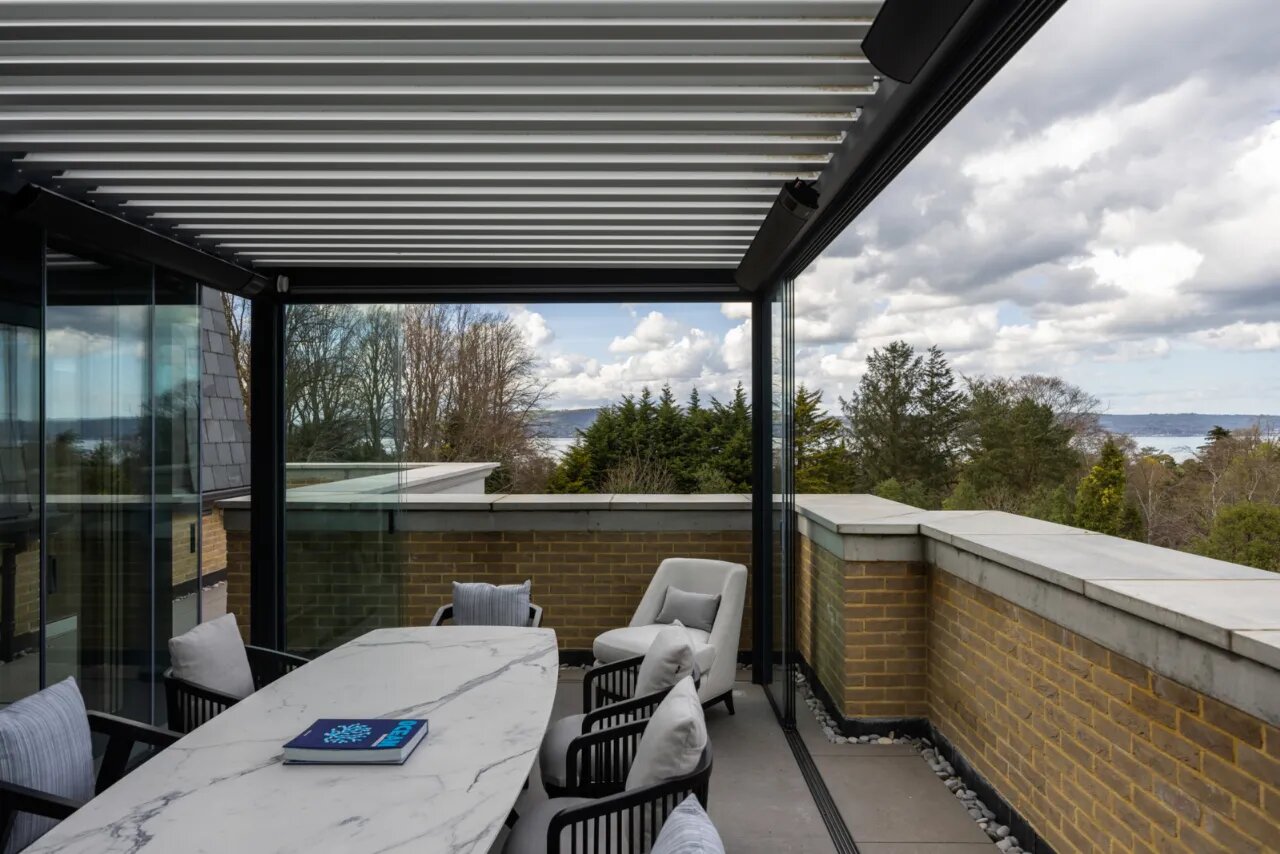 Penthouse Apt 18 The Mansion House, Ardavon Estate, Glen Road, Cultra, BT18