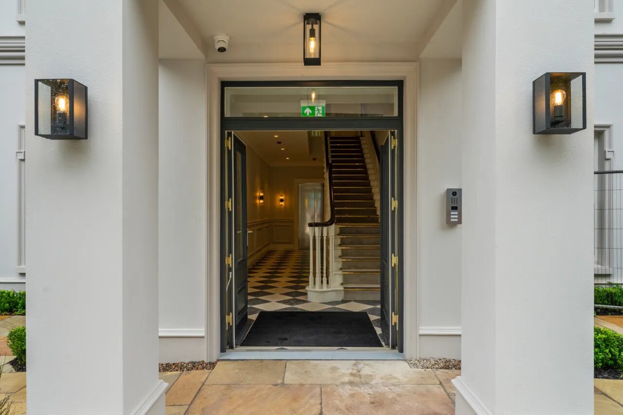 Penthouse Apt 18 The Mansion House, Ardavon Estate, Glen Road, Cultra, BT18
