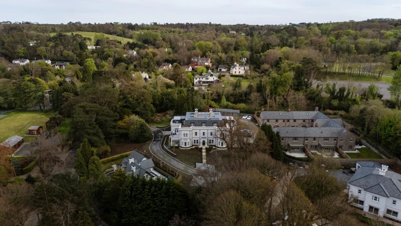 Penthouse Apt 18 The Mansion House, Ardavon Estate, Glen Road, Cultra, BT18