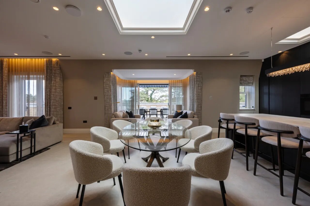 Penthouse Apt 18 The Mansion House, Ardavon Estate, Glen Road, Cultra, BT18
