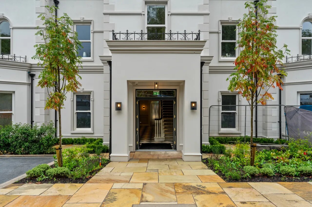 Penthouse Apt 18 The Mansion House, Ardavon Estate, Glen Road, Cultra, BT18