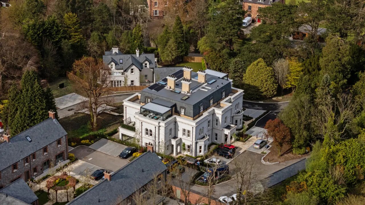 Penthouse Apt 18 The Mansion House, Ardavon Estate, Glen Road, Cultra, BT18